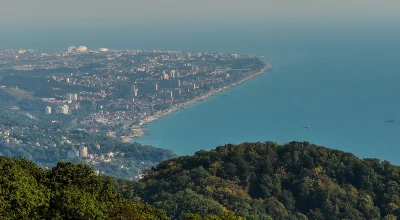 Сочи отзывы от переехавших граждан и коренных жителей за 2026 год. Цены на продукты, уровень дохода, экология и климат